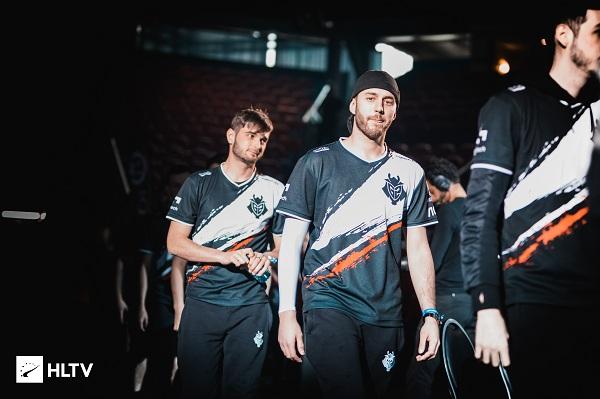 戴维斯与独 戴维斯与独